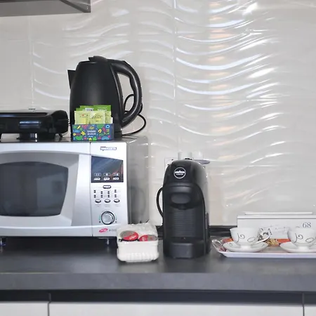 Casa Solari アパート ラッパロ